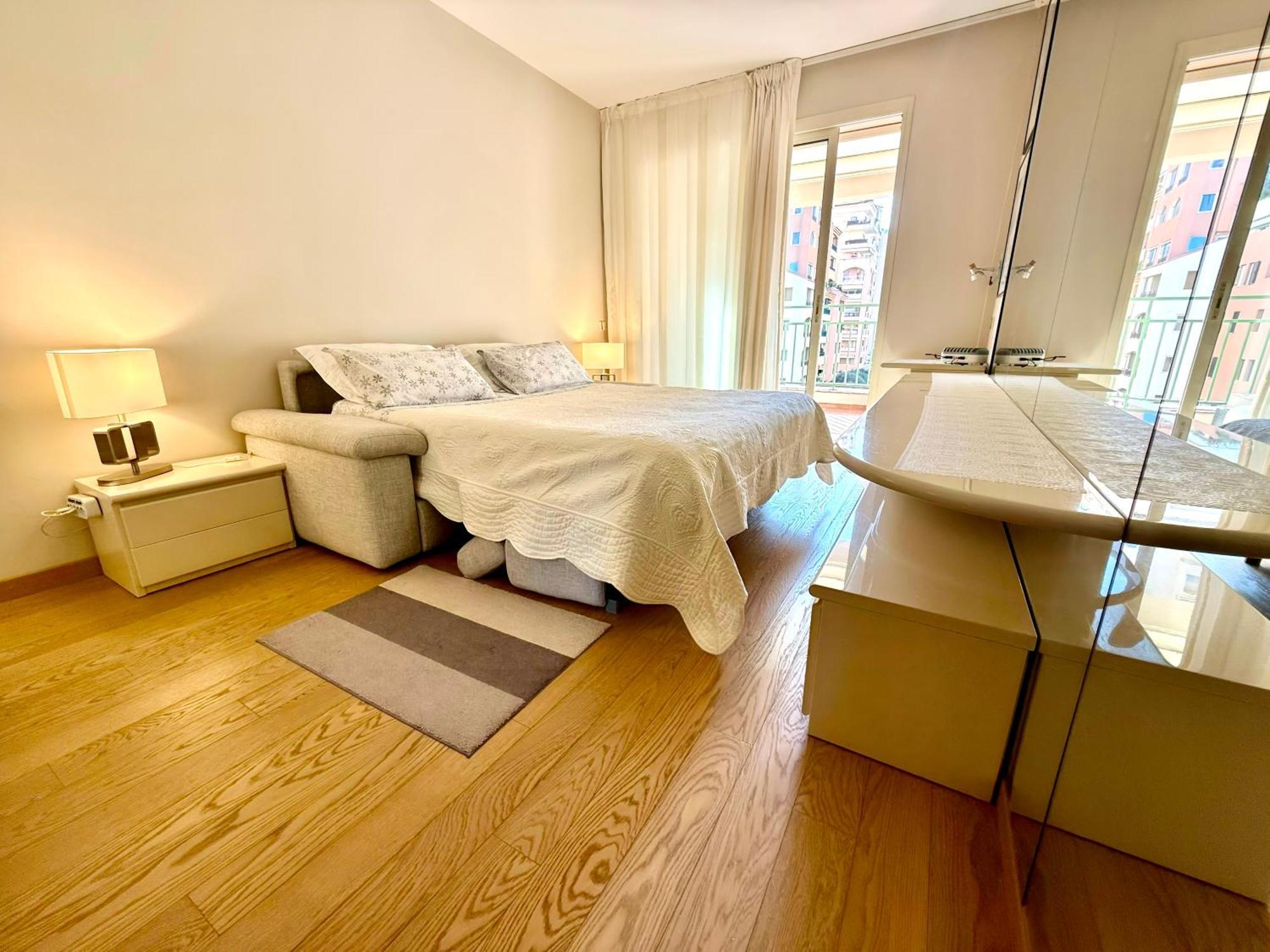 Monaco, Elegant & Quiet Renovated Apartment, In Fontvieille District, With Terrace & Pool, 15Min Walk To F1 Grand Prix Bagian luar foto